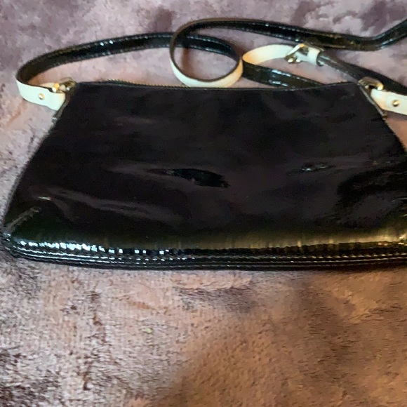 Kate Spade Patent Leather bag - Picture 3 of 5